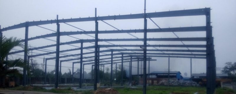 The steel structure warhouse of Prorich Products Nigeria is about to be finished. 11.07.2017